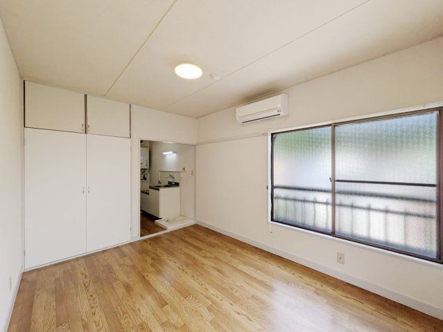 鈴蘭荘の居間・リビング|退去前につき、別のお部屋のお写真です。