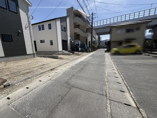 【その他】 | 福岡市南区花畑1丁目3期　1号棟（全3棟）【仲介手数料無料・0円】 | 現地写真。前面道路です。