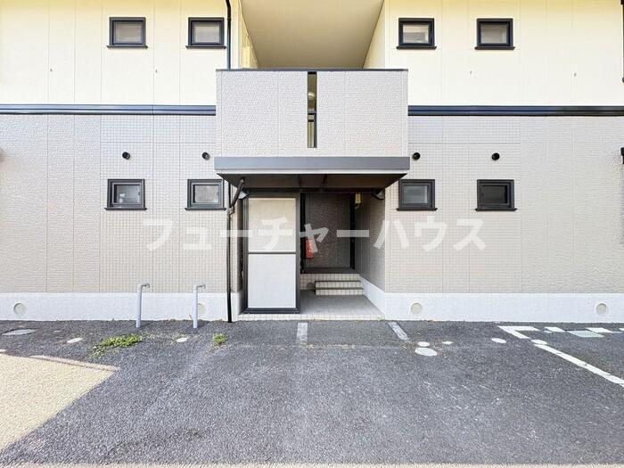 エリー　Ｂのエントランス