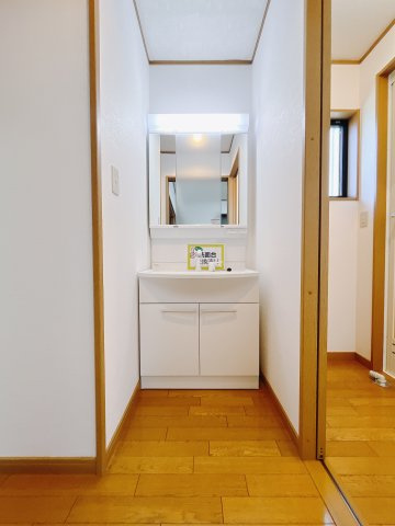 【中古戸建】熊谷市円光の独立洗面台|■洗面室