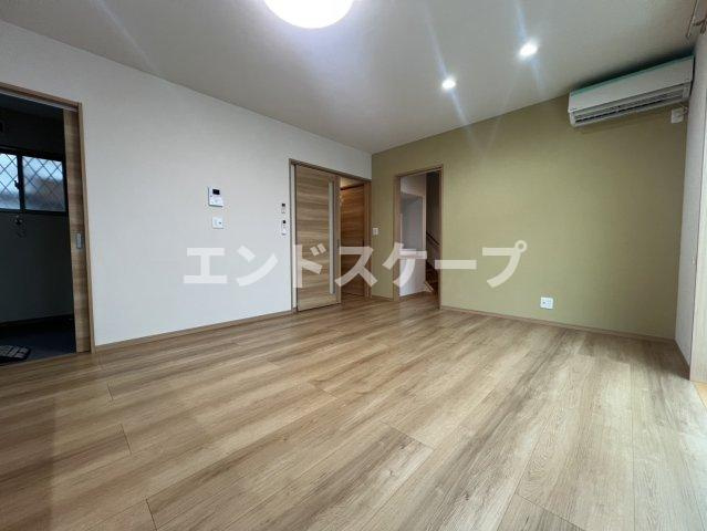 井野町貸住宅　Ｂ棟の居間・リビング|高崎、前橋のお部屋探しはエンドスケープまで！お客様の理想お聞かせ下さい♪