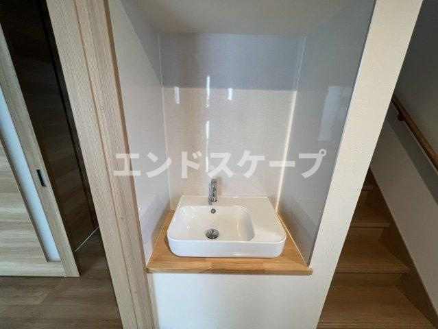 井野町貸住宅　Ｂ棟の洗面所|高崎、前橋のお部屋探しはエンドスケープまで！お客様の理想お聞かせ下さい♪