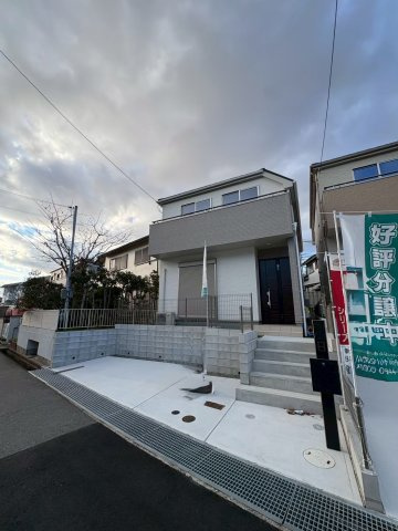 垂水区桃山台6丁目　1号棟　新築戸建ての外観|きれいな外観です