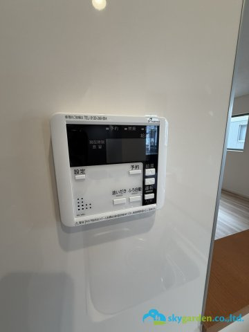 平塚市夕陽ケ丘2期　新築戸建　全2棟1号棟の発電・温水設備