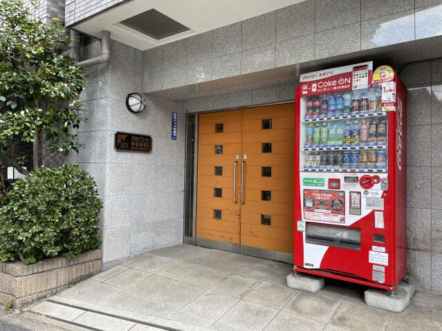 スカイコート神楽坂第２のエントランス