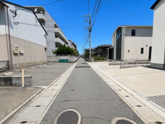 【その他】 | 福岡市南区花畑1丁目3期・平屋　2号棟（全3棟）【仲介手数料無料・0円】 | 現地写真。前面道路です。