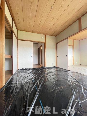 飛鳥第2ハイツの和室