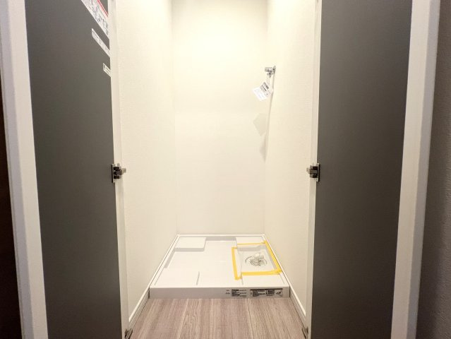 住所の総画数９９画！！字を書くことは脳トレになります！な【リフォーム／横浜市鶴見区東寺尾東台中古戸建】のランドリースペース