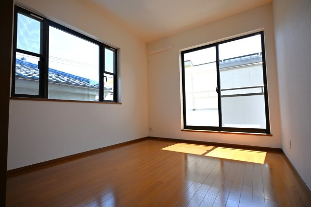 相模原市緑区二本松　戸建の洋室