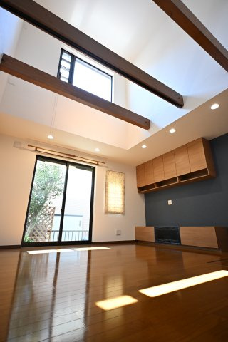 相模原市緑区二本松　戸建の洋室