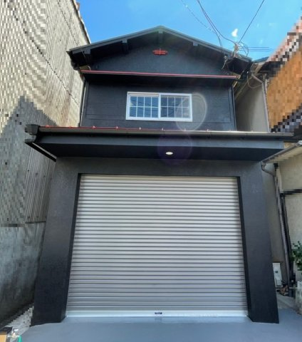 西板持町ガレージハウス