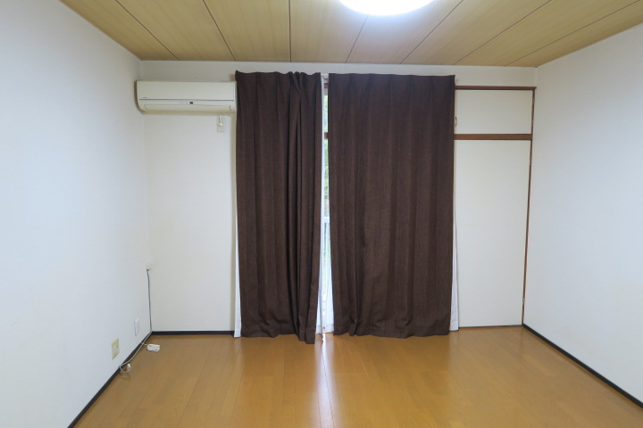 恵Houseの洋室
