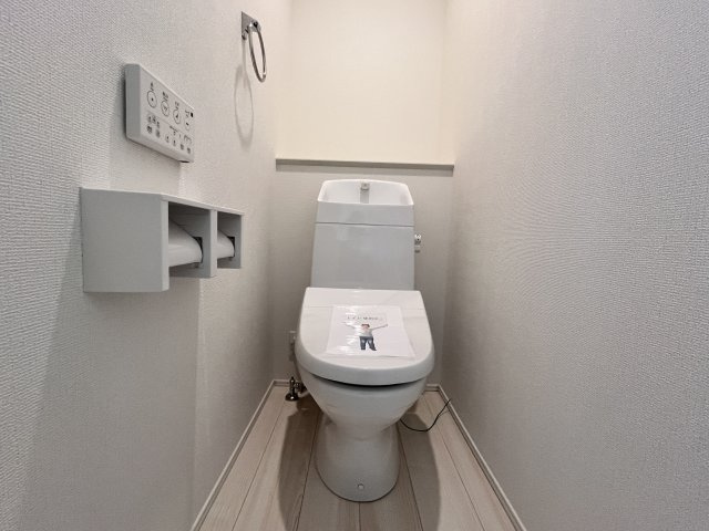 ●鈴鹿市寺家6丁目01期のトイレ|２F