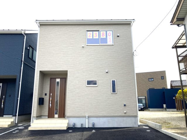 富山市中市２丁目の新築一戸建