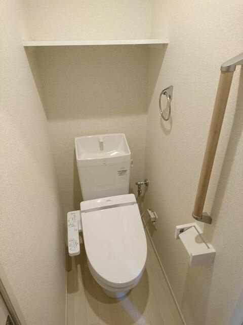 クレイノＭＩＹＡＢＩのトイレ