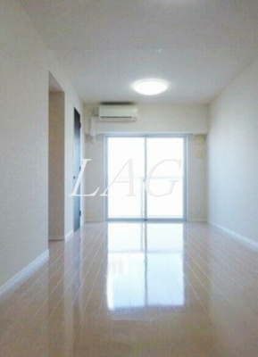 【居間・リビング】 | ダイナシティ八王子 | 洋室のお部屋です。