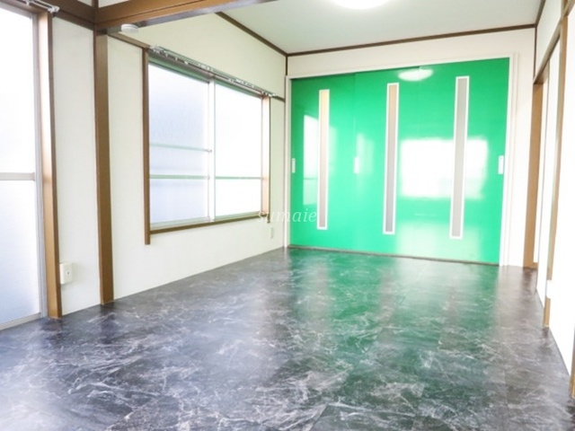 ルイケハウスの寝室|10.5帖の広い洋室です☆彡