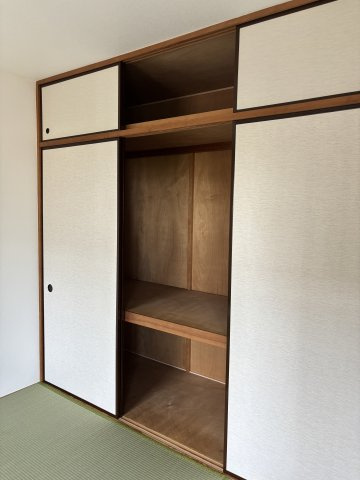 ベルデュール麻生壱番館の収納