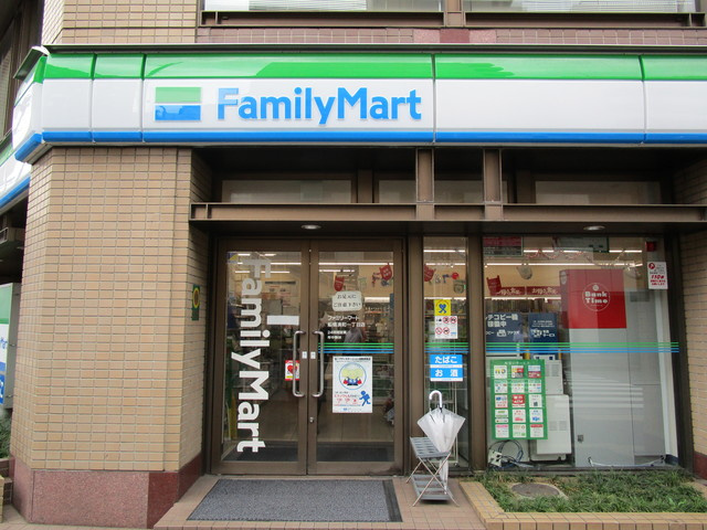 メゾン　プレステージⅠのその他|ファミリーマート船橋湊町一丁目店