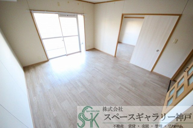 明石清水第2高層住宅の居間・リビング|※お部屋により仕様が異なる場合があります※