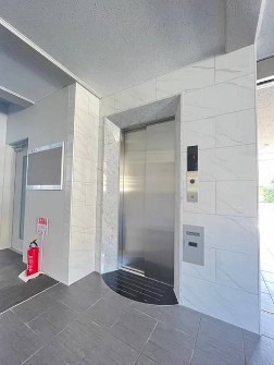 月光呉本町ツインタワーツヴァイ（弐番館）のエントランス