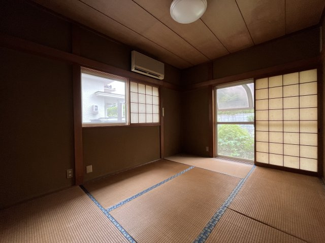 熊取町新野田2丁目　中古戸建の和室|日本らしい落ち着いた雰囲気の和室です。
