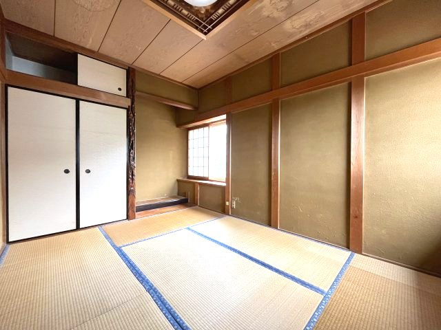 熊取町新野田2丁目　中古戸建の和室|日本らしい落ち着いた雰囲気の和室です。