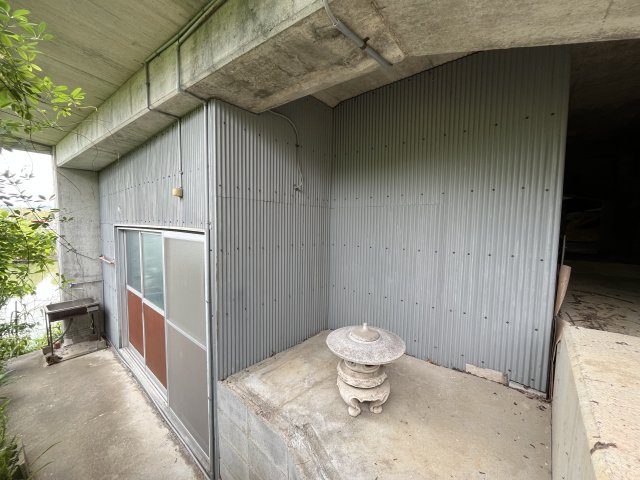 熊取町新野田2丁目　中古戸建のその他|作業場など趣味のお部屋にいかがでしょうか？
※現状渡し、増築未登記