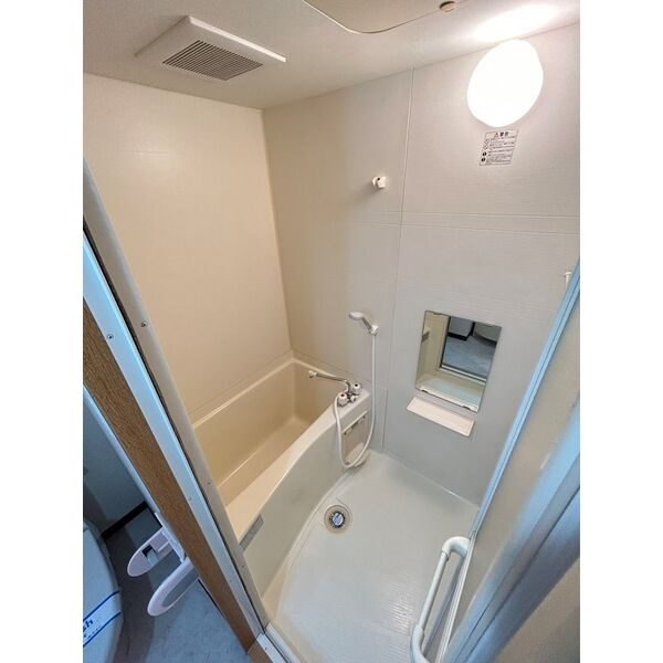 アーバンフラッツ新栄(旧La　Douceur新栄)の浴室