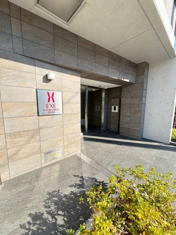エグゼ難波WESTリバーのエントランス