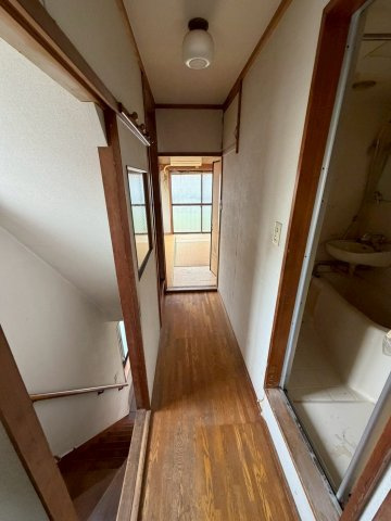 坂出市御供所町　鉄骨造３階建て住宅の内装