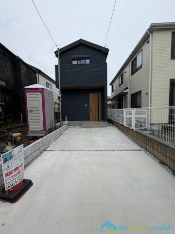 小田原市扇町　新築戸建　全1棟1号棟の駐車場