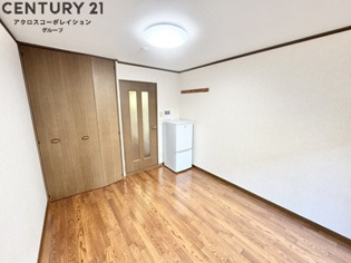 アーバンジャングルプレース174Sの居間