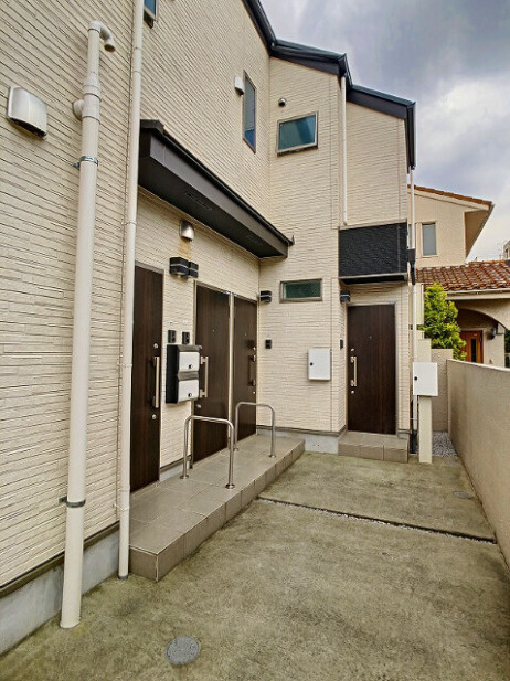 スクウエア鷺宮の玄関