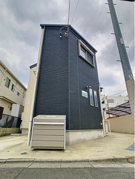 スクウエア鷺宮のエントランス