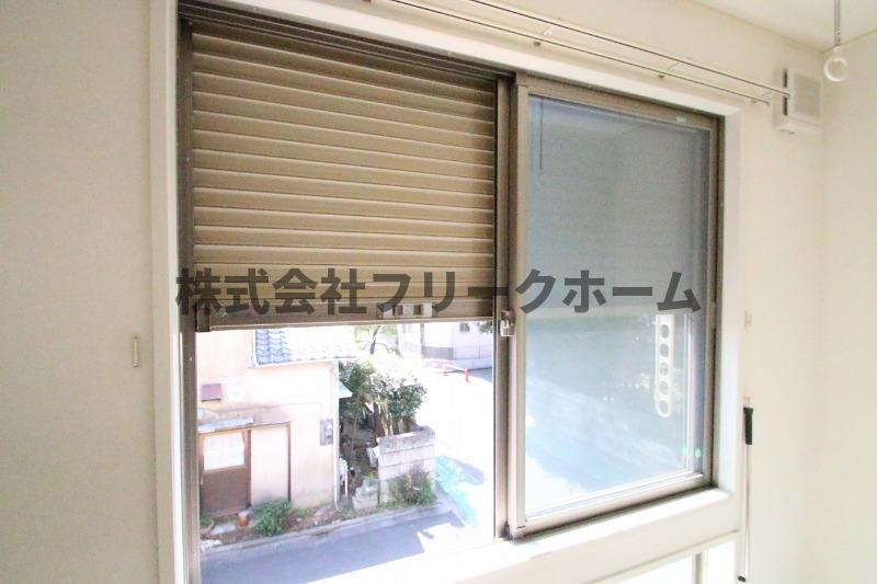 三鷹市下連雀４丁目のアパートのセキュリティ