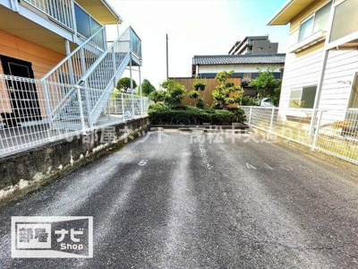 【駐車場】 | フォブール吉峰Ａ