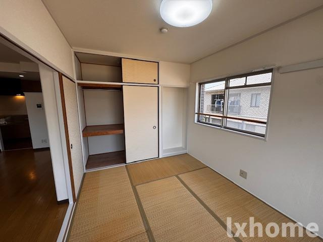 コート若園の収納