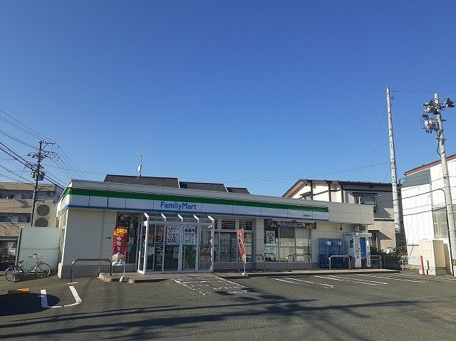 【周辺】 | レジデンス西下台 | ファミリーマート盛岡館向店まで550m