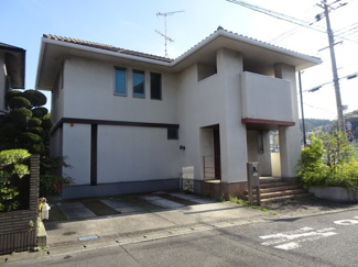 【外観】 | 川西市萩原台東1丁目182　中古ー戸建て