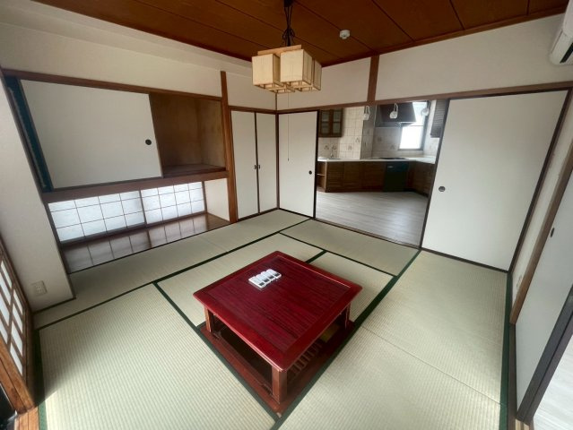 NKビルの内装