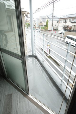 【バルコニー】 | パルコート八千代 | 角部屋のバルコニーは三角型。