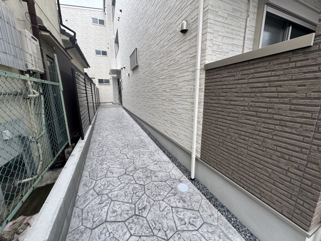 【エントランス】 | F asecia laso
