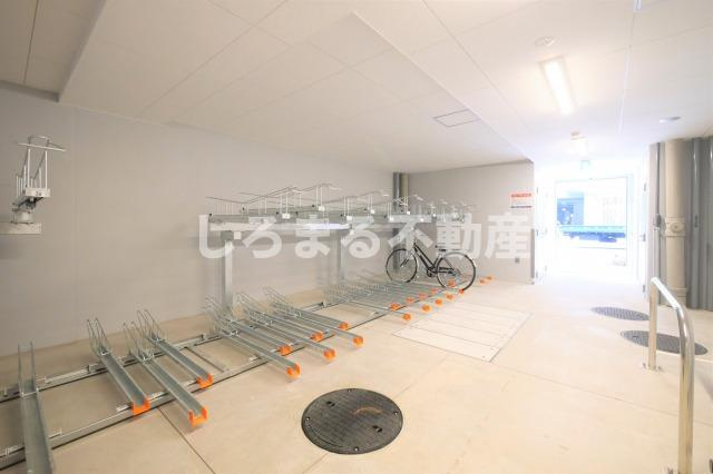 アーバネックス天満橋Southの駐車場