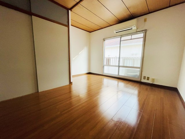 平野ハイツの居間・リビング