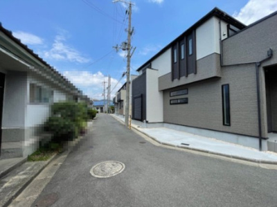 【前面道路含む現地写真】 | 枚方市山之上２丁目新築戸建　３号地