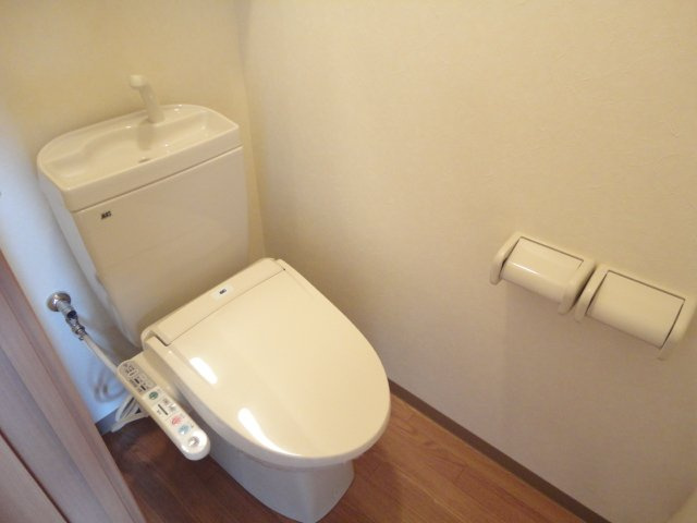 colonnade(コロネード)のトイレ|シャワー付トイレ