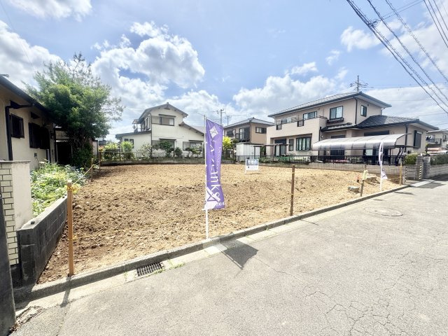 AZ四街道市みそら1丁目の外観