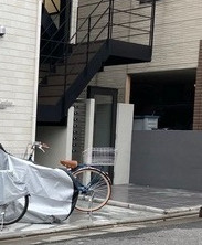 練馬区貫井１丁目のアパートのエントランス