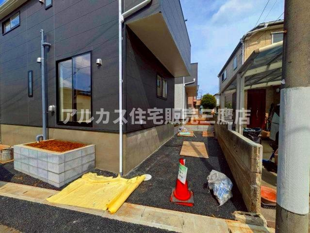 西武池袋線 ひばりヶ丘駅 17分 新築戸建 西東京市住吉町１丁目の駐車場